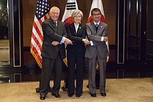 Secretary Tillerson Meets with the South Korean and Japanese Foreign Ministers (35615478893)
